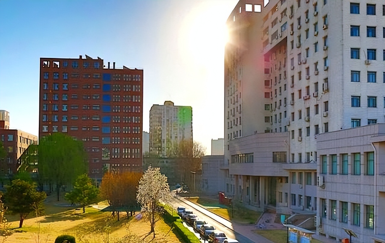 浙江部分大学毕业证含金量遭质疑,家长学生需谨慎