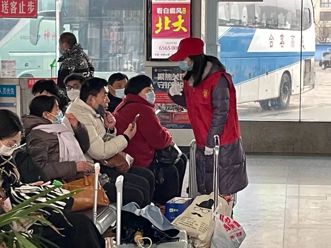 高速服务区大变样!停车更便、服务更暖