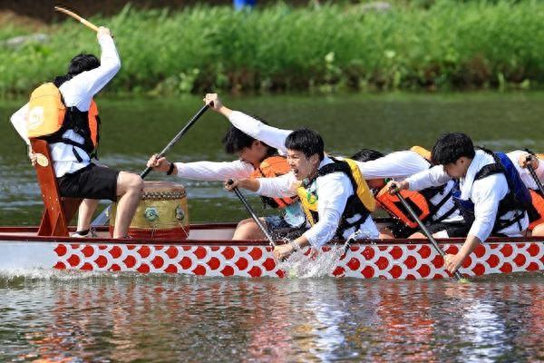 详细阅读:高校体育课改革花样多,大学生体质提升专项行动来了 高校体育课改革花样多,大学生体质提升专项行动来了