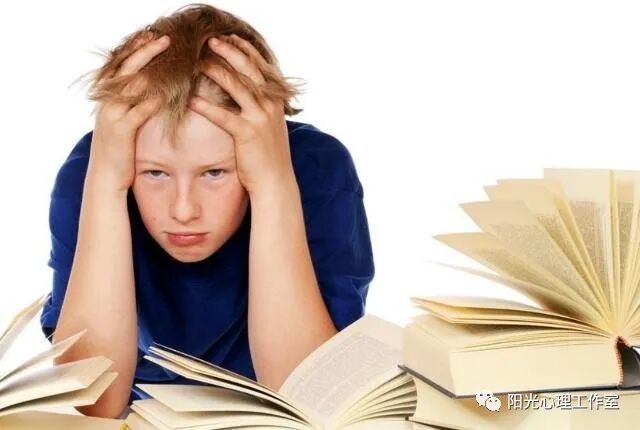 高考心理辅导:正确看待考试焦虑,调整认知缓解压力