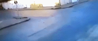 高速上不挂车牌还超速?小心重罚