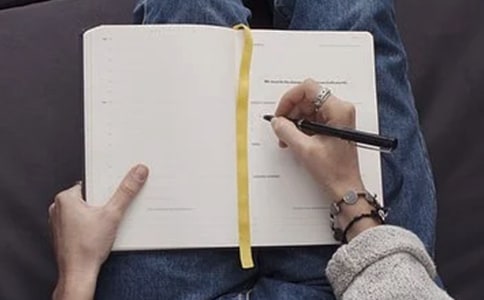 冬奥会精彩瞬间：中国科技与文化闪耀赛场