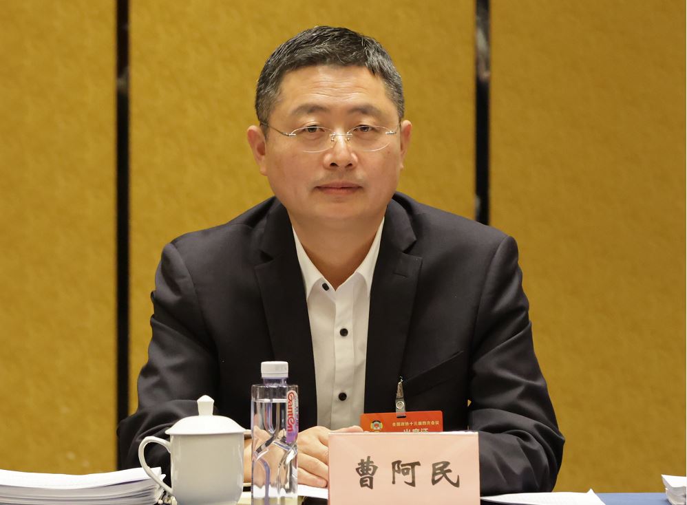 快递外卖等行业发展迅猛，交通违章高发如何规范？