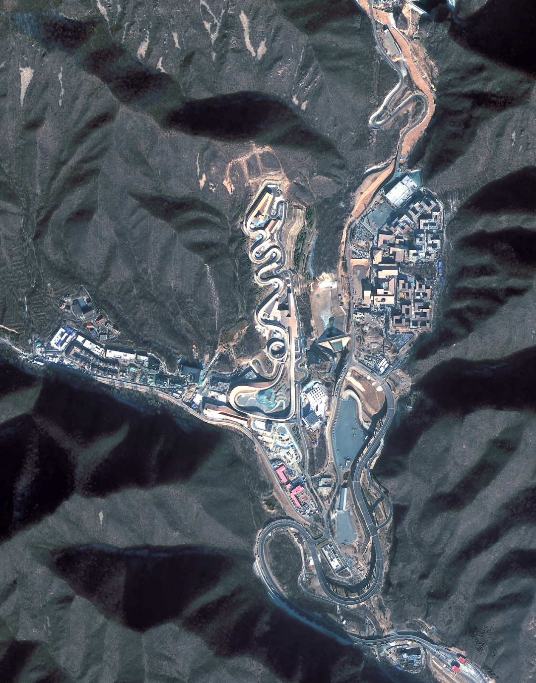 冬奥会场馆抢先看 卫星天眼带你探秘双奥之城