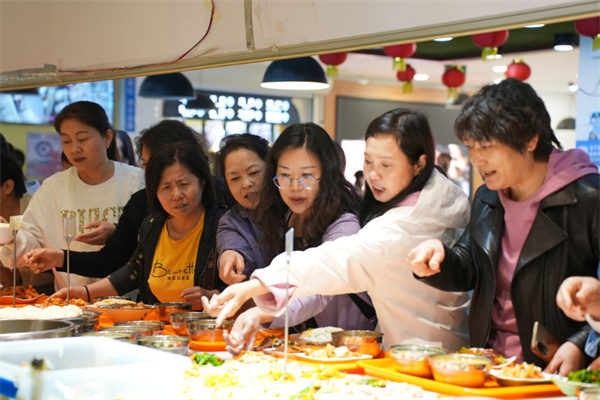 高速服务区餐饮升级,满足自驾族多样需求