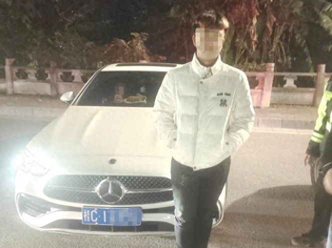 16岁少年无证酒后驾车屡教不改，民警严厉教育敲响警钟