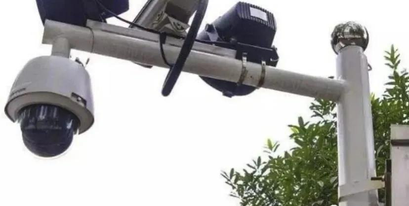 现代交通管理变革:违章摄像头如何保障道路安全与畅通?