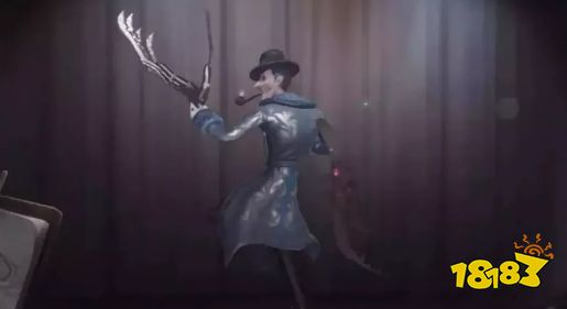 第五人格人物完美挂件大盘点，鬼脸披肩黑胶碟雷电生成器猫尾