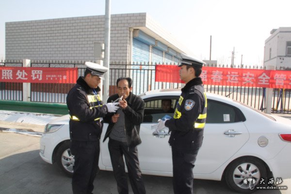 龙泉高速交警大队开展整治活动，严查涉牌涉证及酒驾毒驾