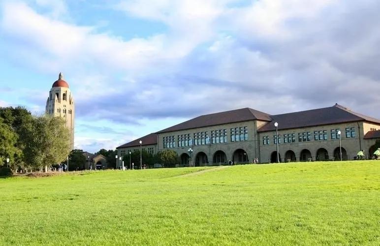 2025年全球学费最贵十大大学,美国院校占主导