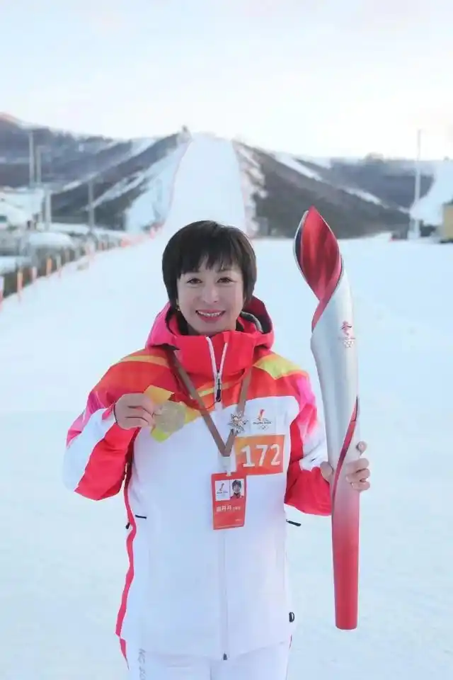 北京冬奥会中国滑雪创历史！郭丹丹曾是中国滑雪首位世界冠军