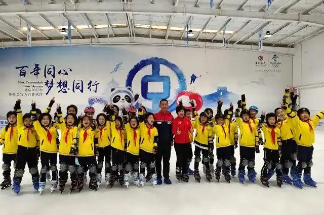 北京冬奥会中国滑雪创历史!郭丹丹曾是中国滑雪首位世界冠军