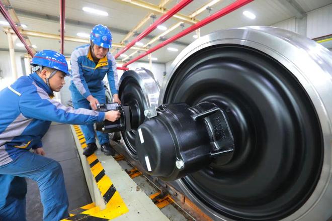 中国高铁车轮反攻德国 高端制造最后硬核突围